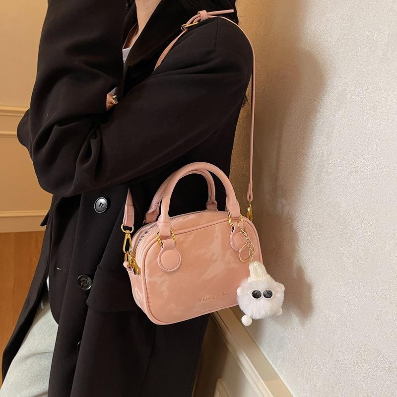 Small Bag Women's New Retro Fashion Shoulder Messenger Bag Women's Portable Small Square Bag