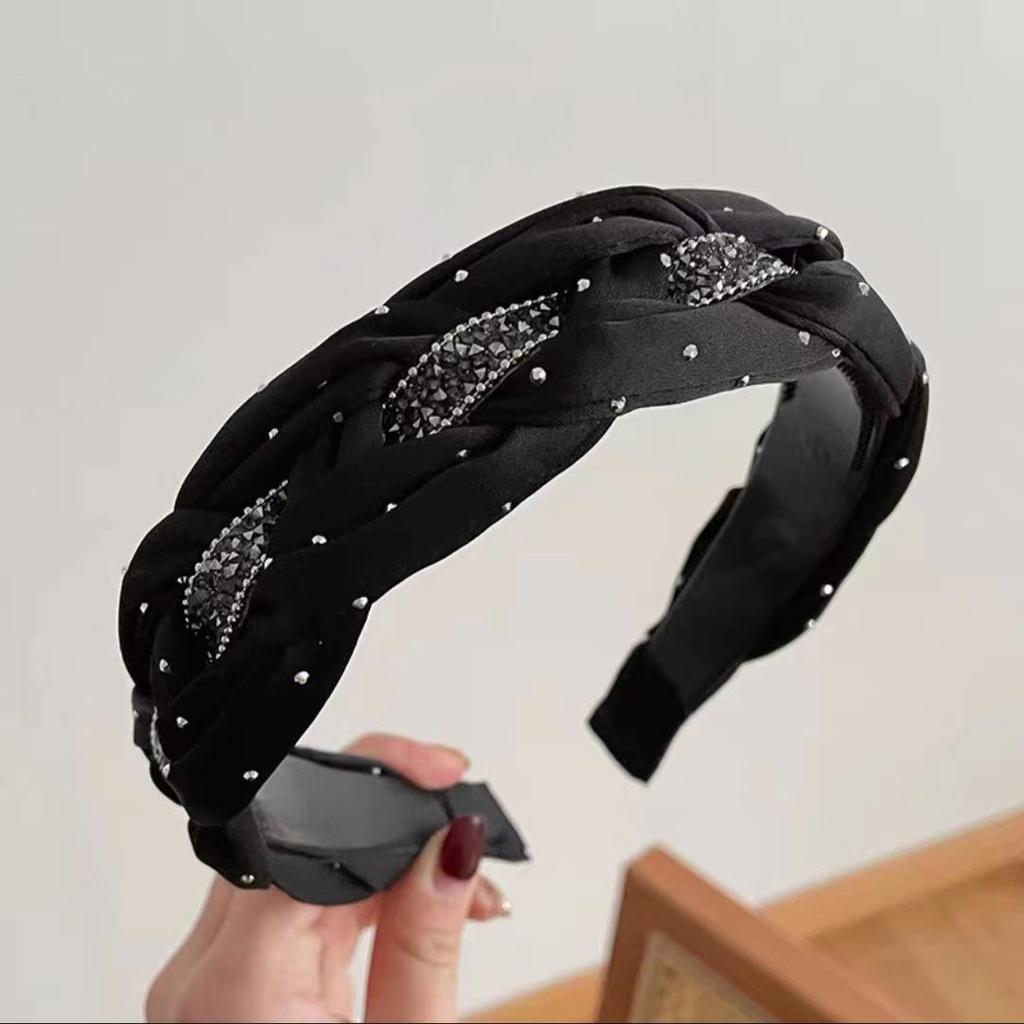 French Retro Braided High-Grade Headband: High Skull Top, Non-Slip, Perfect for Washing Face.