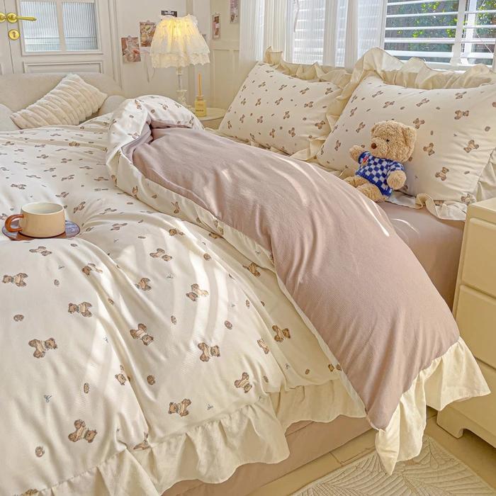 4pcs  Korean Lace Duvet Cover Set (1*Duvet Cover + 2*Pillowcase, Bed Sheet/fitted Sheet), Pink Checkered Print Bedding Set