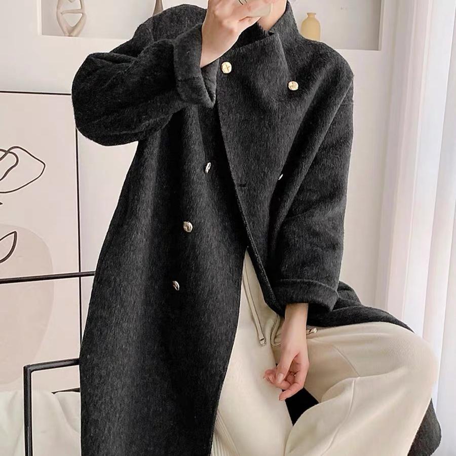Women's Long, Loose-fitting, Elegant, Slim-fitting, and Stylish Coat for Autumn and Winter.
