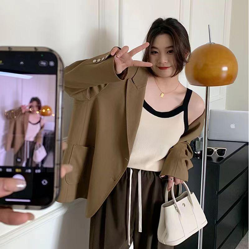 Plus Size Camisole Top: Women's Loose Sleeveless Inner Layer, Tummy-Slimming Base, Versatile for Spring/Autumn (80-200 Jin).
