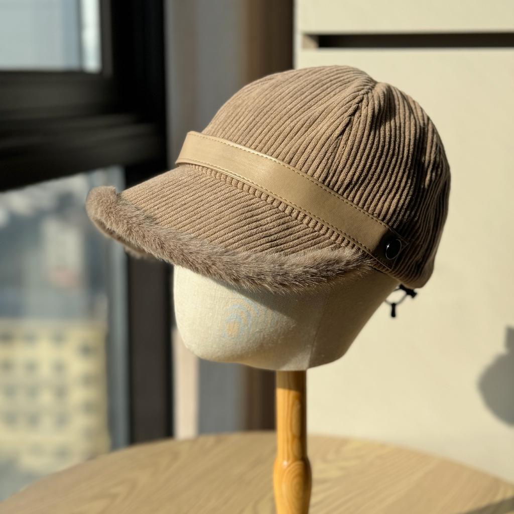 Korean-style Corduroy Duckbill Cap for Women, Thickened for Warmth In Winter, Wide Brim, Windproof for Cycling, Versatile and Adjustable, Trendy Hat