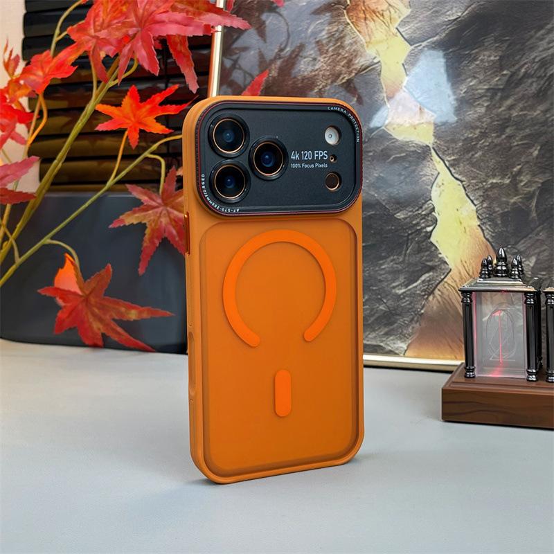 Applicable iPhone17promax mobile phone case metal Lycra lens matte magnetic suction Apple 17 anti-drop protective case