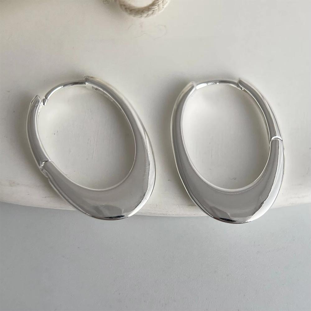 Hollow Minimalist Earrings Stylish Sterling Silver Earrings Oval Hoop Earrings  for Women