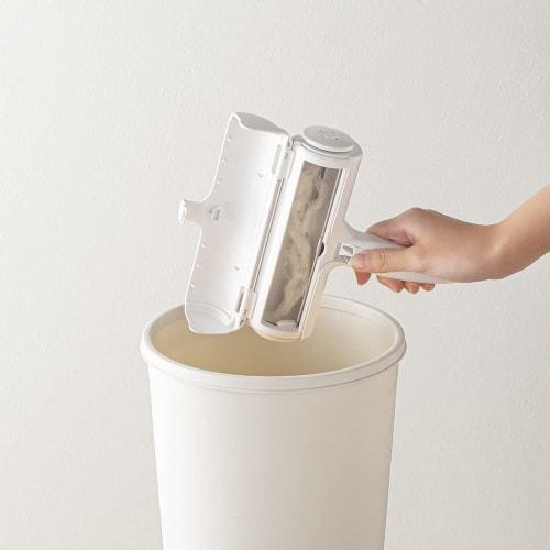 Nihon Seal Direct Sales Paku-Paku Roller Hair Remover Cleaning Roller for Carpets, Rugs, and Pets, Dogs, Cats, and More. Removes Hair, Dust, and Beddi