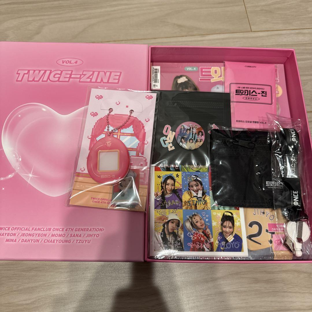 

[USED] TWICE ONCE Korea 4th Generation Membership Bonus Kit