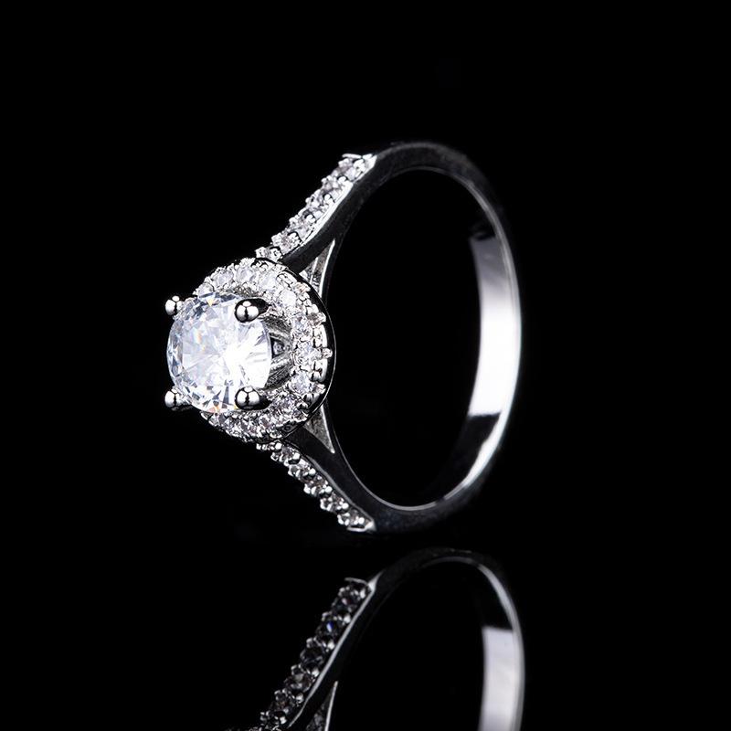 Jewelry Round Four-Claw Simulation High Carbon Diamond Diamond Ring Femininity Full Diamond Ring Ladies Wedding Ring