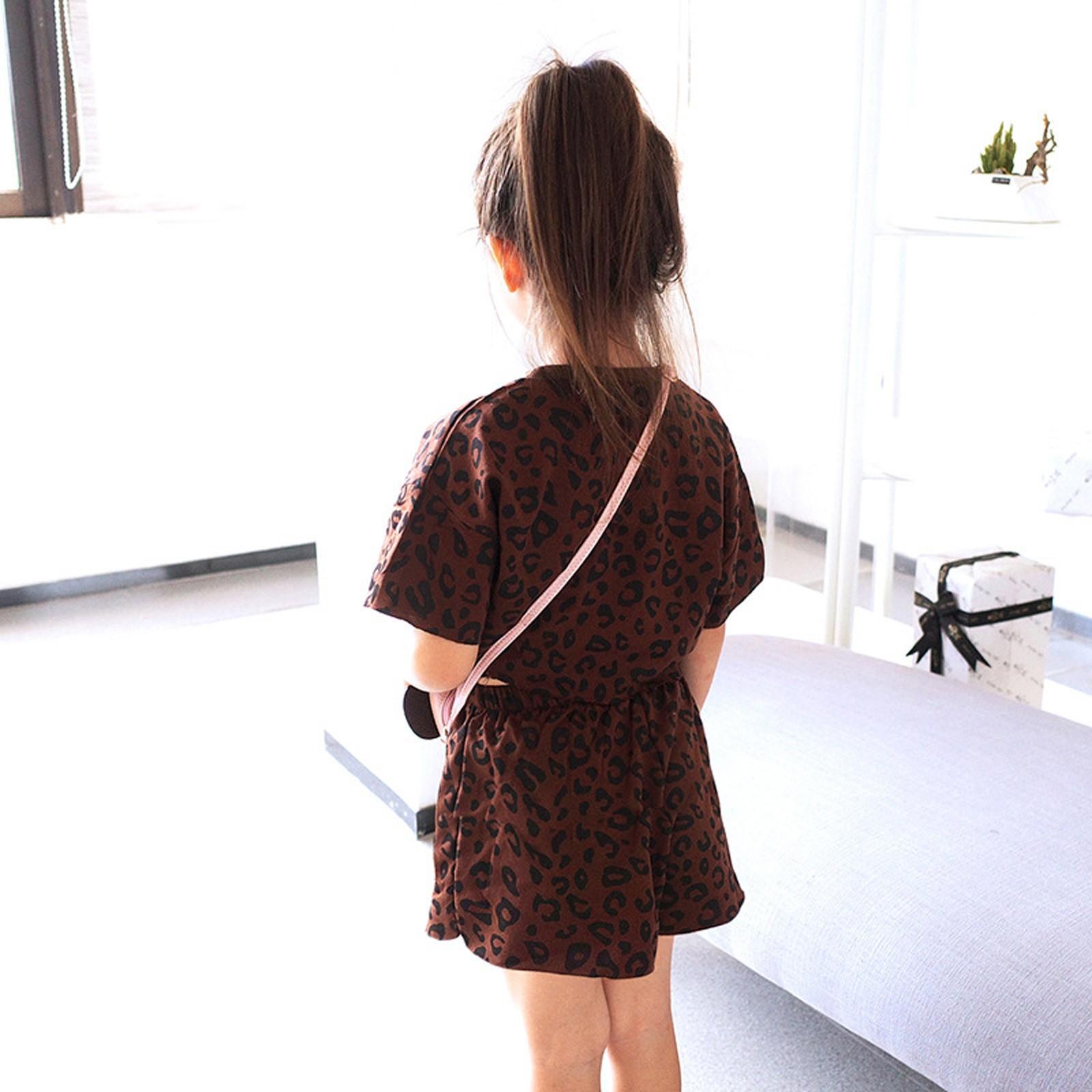 

Одежда для маленьких девочек, леопардовая футболка, топы + шорты, комплект из 2 предметов 120 коричневый