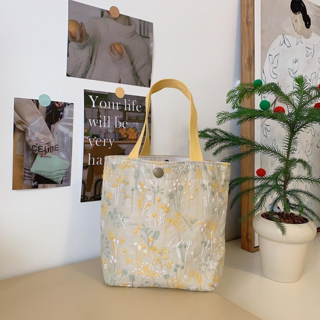 Stylish Canvas Tote Bag With Floral Prints Soft Handle For Casual Wear