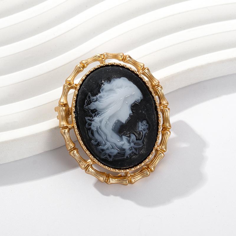 Retro Fashion Popular Ladies Brooch, Beauty Head Brooch, High-end Rhinestone Brooch Embossed Styling Pin