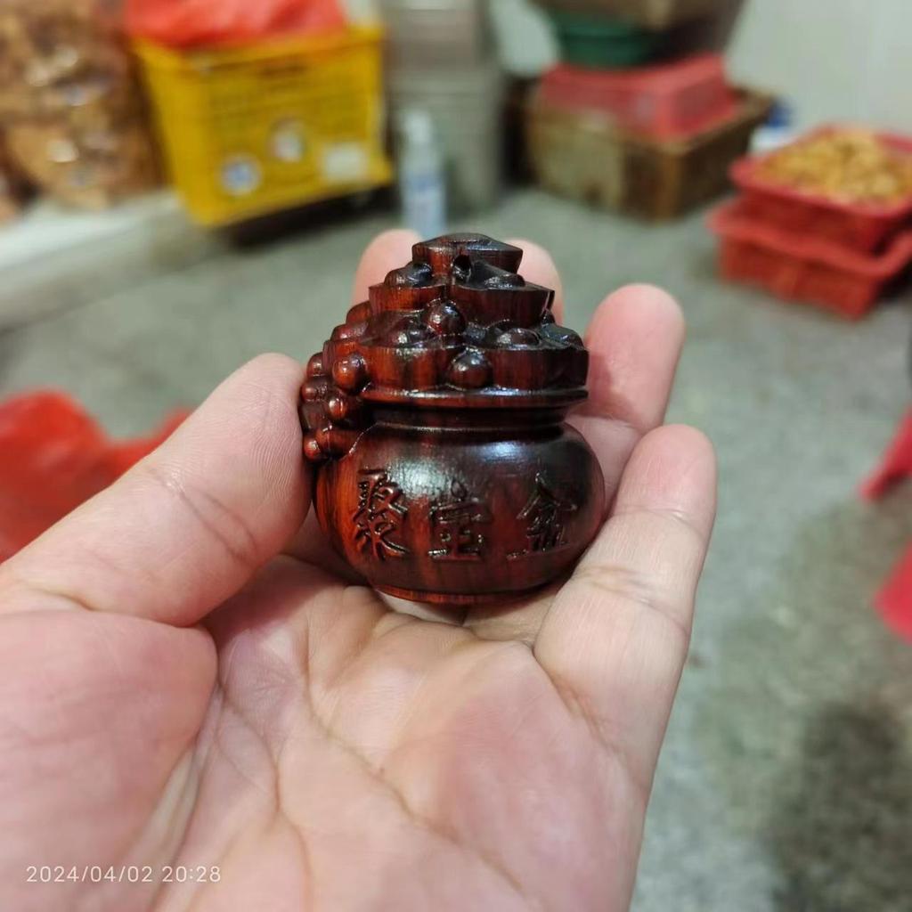 Sandalwood Pixiu Handheld Carved Pendant Ornament - Douyin Craft Gift