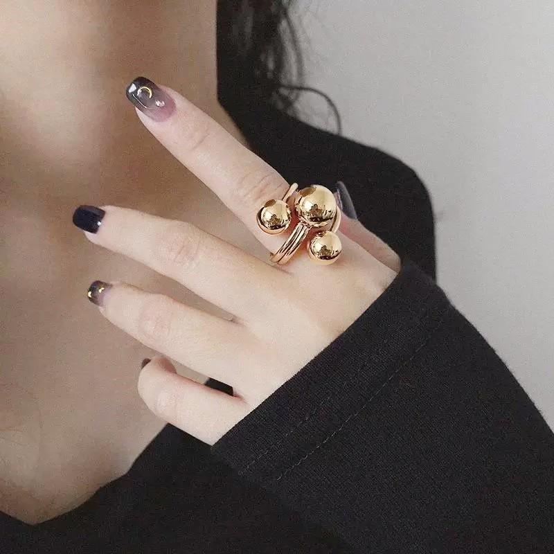 

Exaggerated Planet Ring for Women: Fashionable, Adjustable, Irregular Design