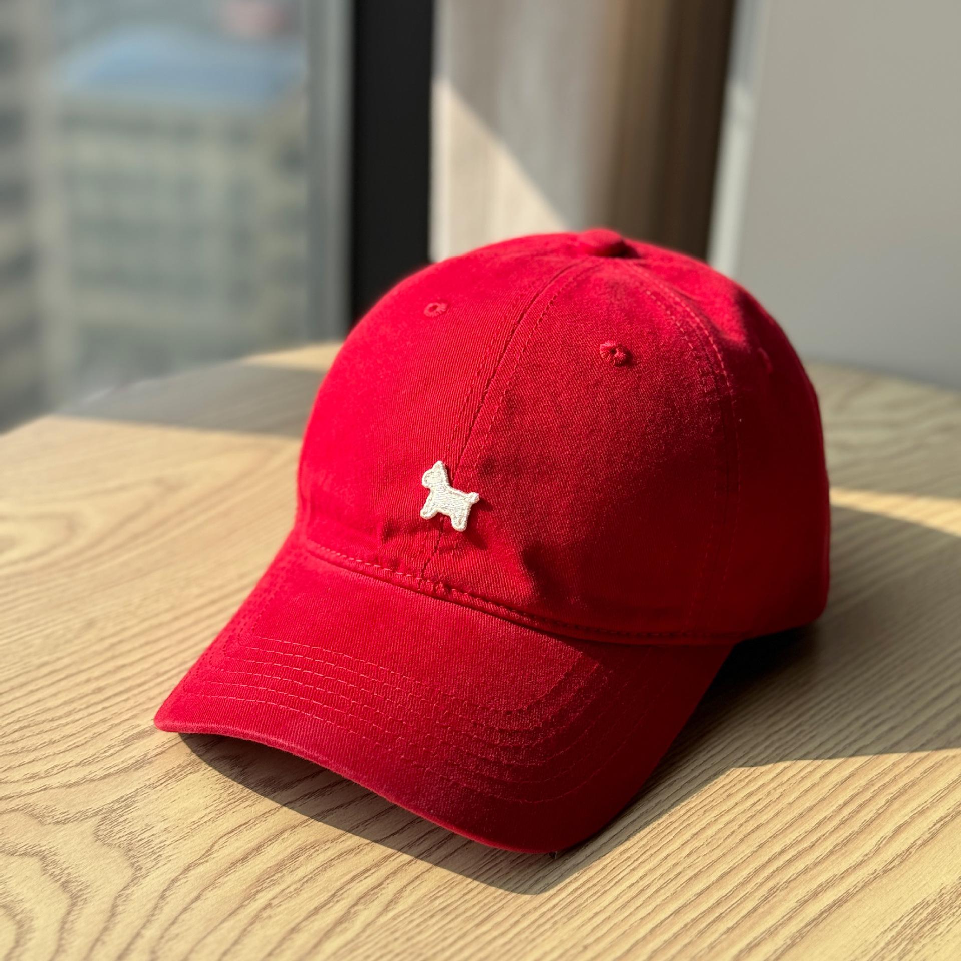 

Spring and summer pony embroidery soft-top baseball cap for women, outdoor sun protection hat with deep and wide brim, makes the face look smaller, Adult54-60Adjustable червоний