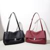 Bolsa quadrada pequena de moda coreana de alta qualidade transfronteiriça bolsa de mão simples com aba bolsa feminina de couro versátil bolsa de ombro para o dia a dia