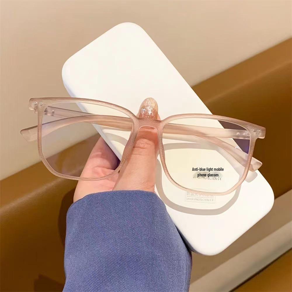 Men's Retro Wood Grain Myopia Glasses - Color-Changing, Anti-Blue Light, Hot-Selling Frames.