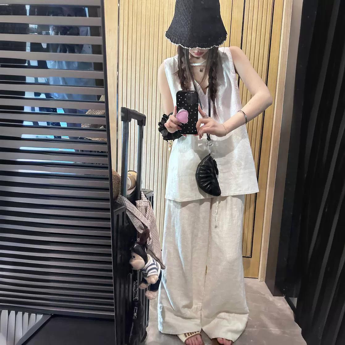 

Двусторонний летний льняной топ с вырезами Small