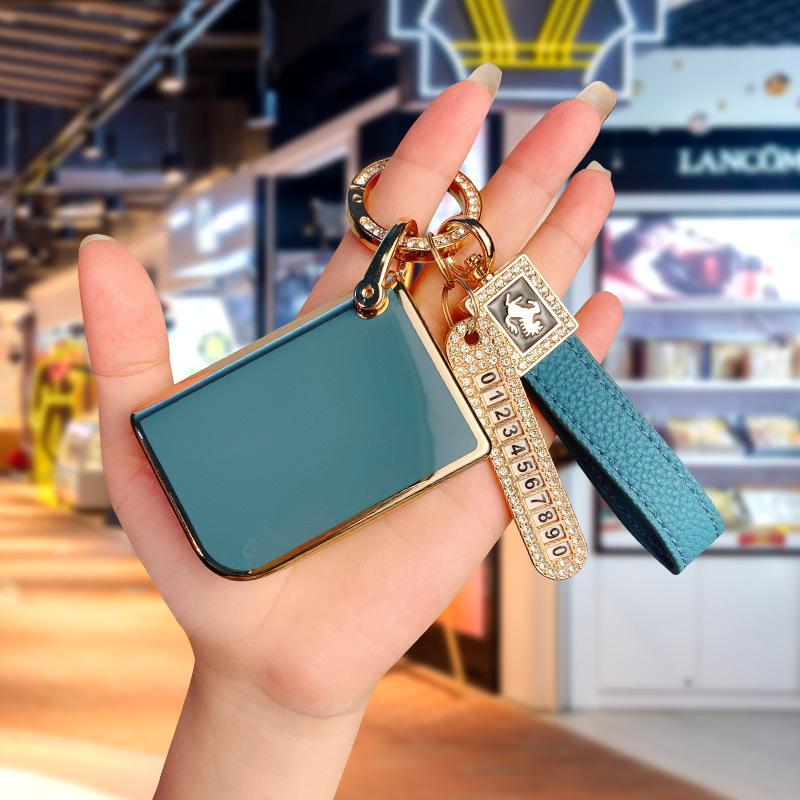 Lynk & Co 06 Key Case 2023: Limited Edition, New Model, Unisex Car Bag with Cute Buckle Shell.