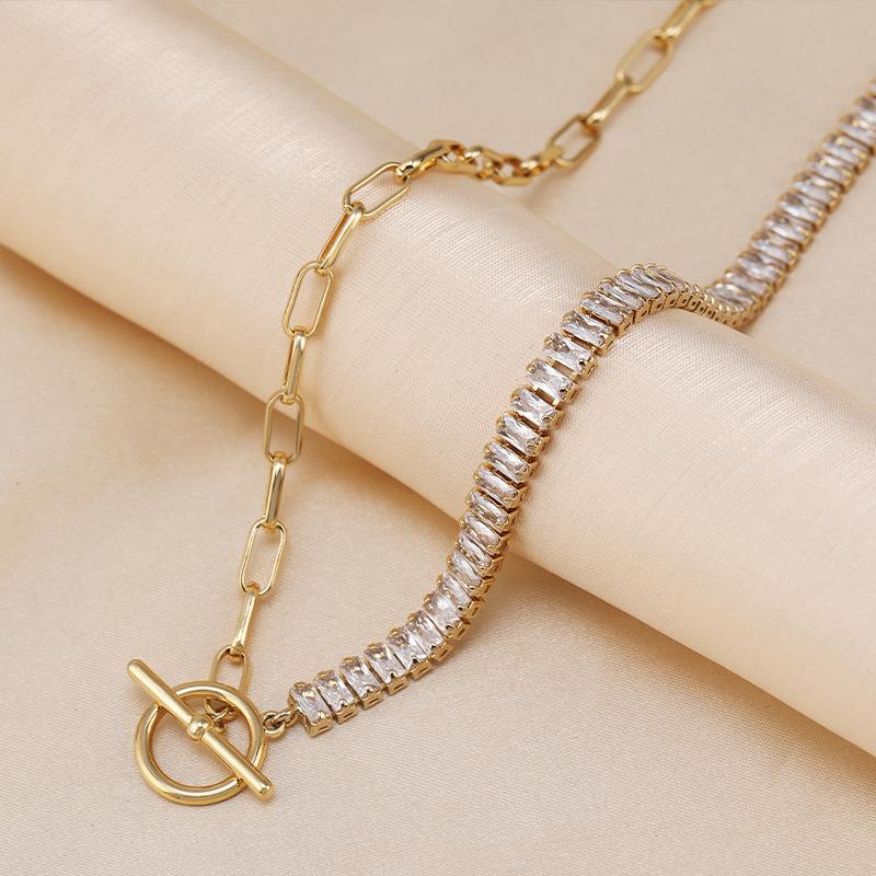 Steel Titanium Unique Choker Necklace With Dazzling Zirconia For Occasions Fashionable
