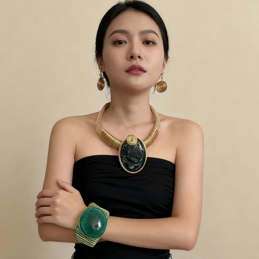 2026 Summer Wear Resin Gold Plated Banquet Nigeria Heavy Artificial Big Thread Exaggerated Bridal Jewelry Sets for Women