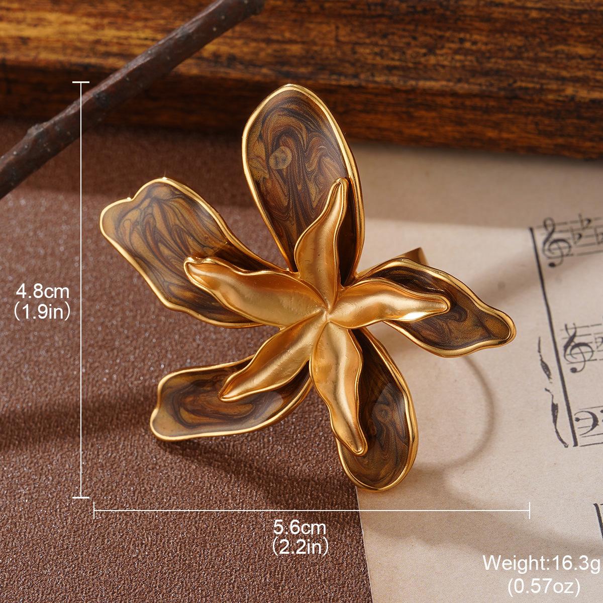 

Retro court style painted stud earrings color matching flower glaze enamel design ring simple atmosphere high-end earrings