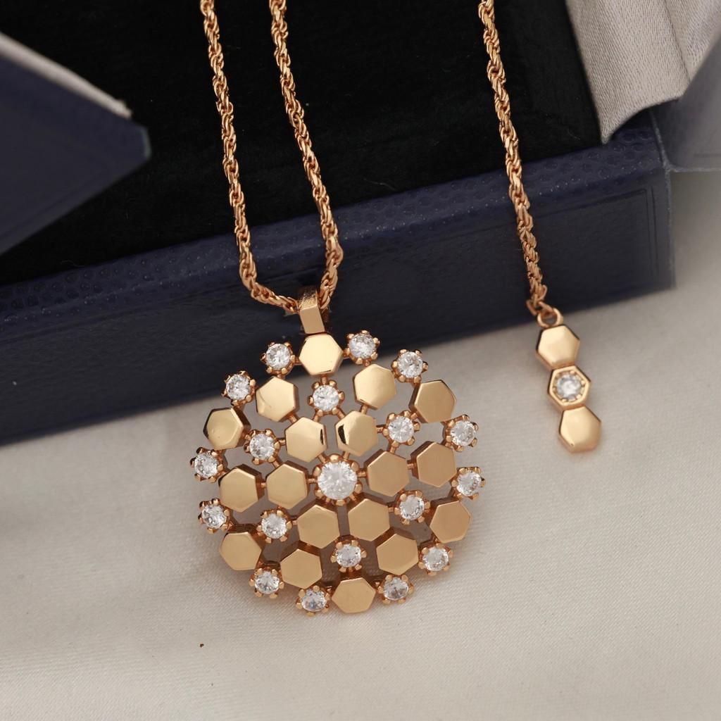 

Honeycomb Interval Diamond Necklace 18K Aurous Material Luxurious, Beautiful, Noble, Atmospheric, Daily Wear Jewelry розового золота