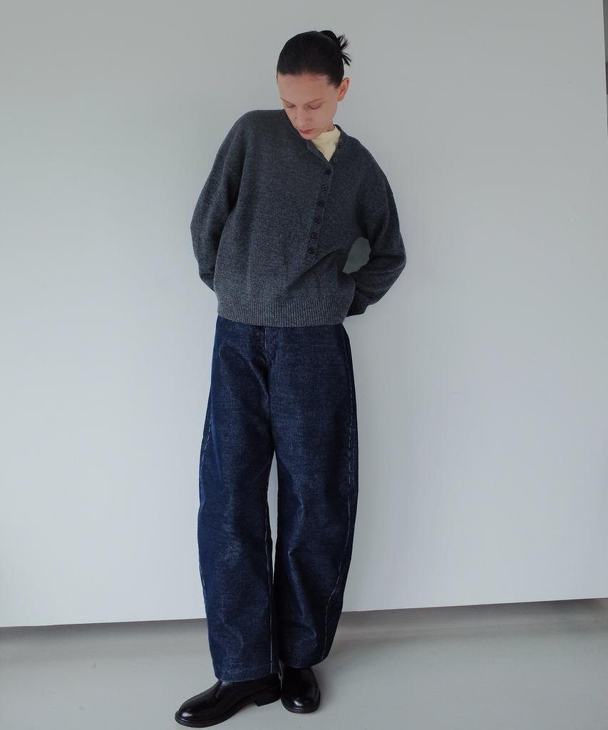 Gilyeong Denim Corduroy Barrel Pants_Navy
