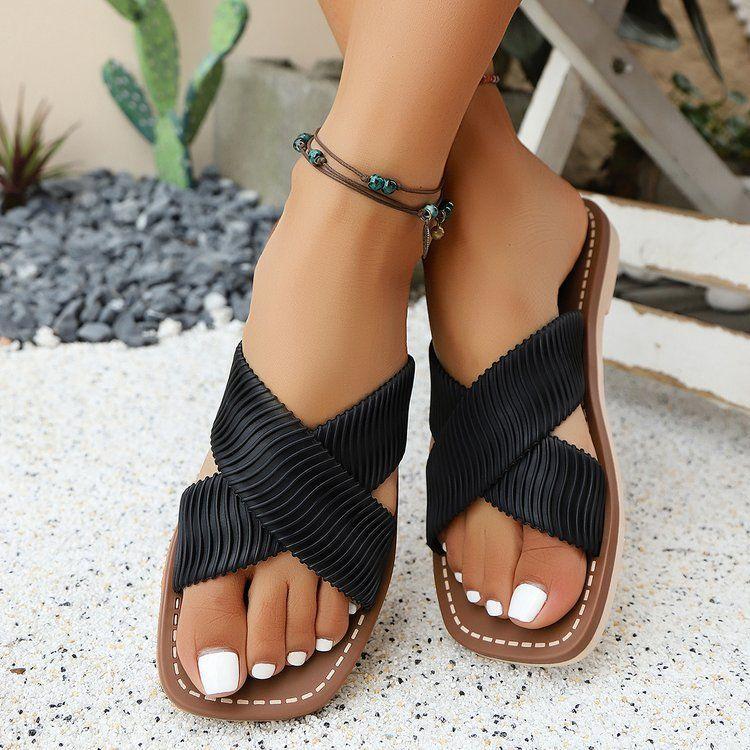 Fashion flat-bottomed seaside vacation beach with skirt slippers French small cool slippers women's summer wear 2025 autumn new models