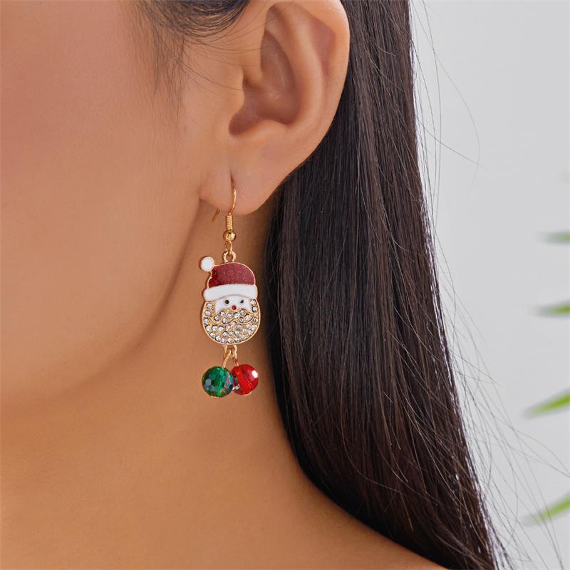 Design Sense Rhinestone Santa Claus Dangle Earrings for Women Red Green Crystal Drop Earrings Friendship New Year Party Jewelry