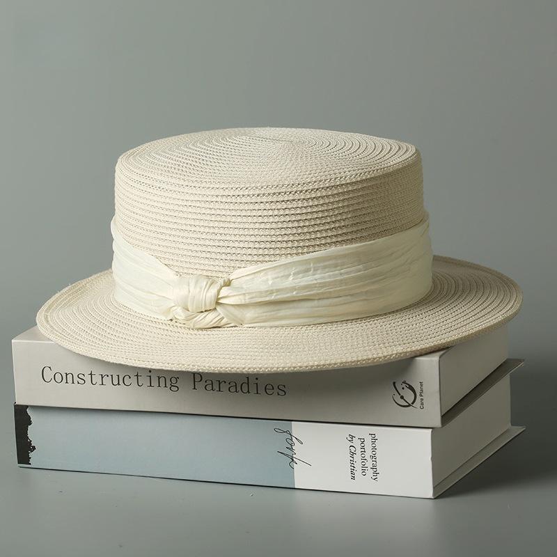Elegant silk ribbon flat top hat women's summer sun protection straw hat sun badge flat edge basin hat seaside beach hat