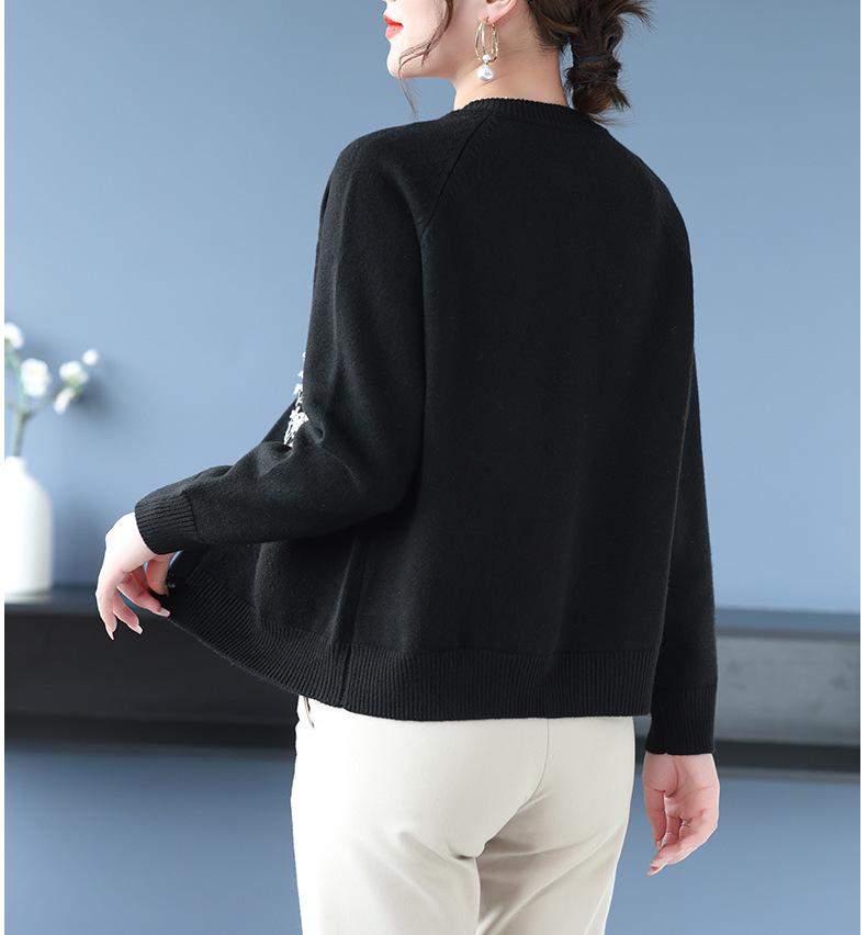 2025 Plus Size Loose Fit Jacquard Knit Cardigan for Women - Spring & Autumn