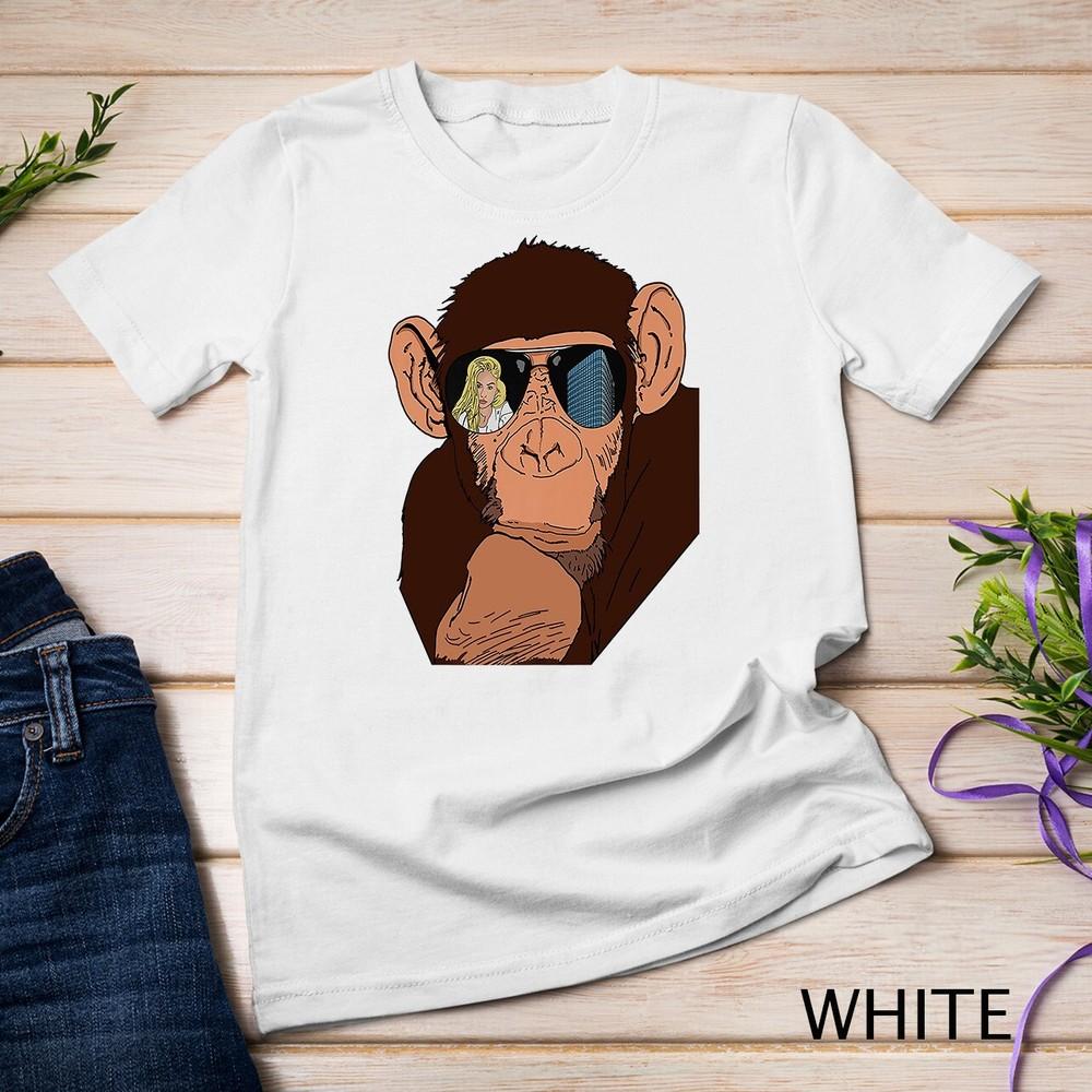 

Funny looking Monkey Face Gift idea for Monkeys and Chimpanzee Unisex T-shirt M