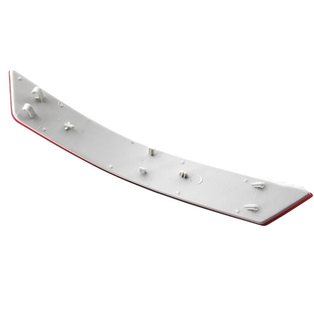 Collision Repair Bumper Reflector Rear Right Side Rear Bumper Reflector Right Side Factory Specification Perfect Match