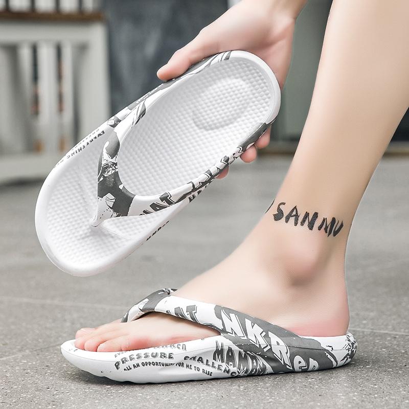 Fashion Beach Flip Flops  Home Slippers Men Bathroom Sandals Non Slip Men Lightweight Orginal Women  Design Fashion Soft Orginal