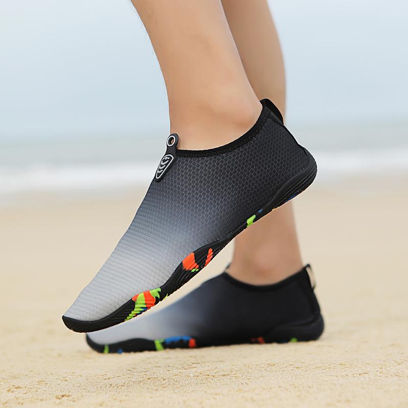 Sapatos unissex para natação, sapatos esportivos aquáticos de verão para mulheres, tênis aquáticos de secagem rápida