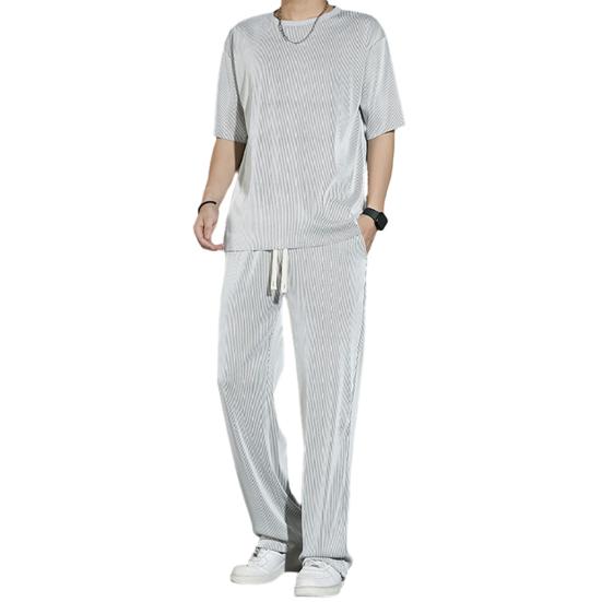 1 Set Men Summer T-shirt Pants Sports Set Round Neck Short Sleeves Pullover Top Drawstring Trousers Two-piece Set Indoor Outdoor Loose