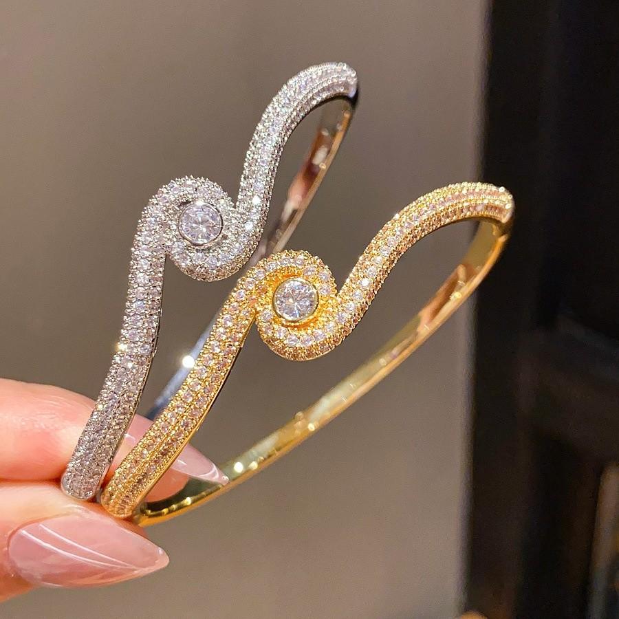 18k Gold Plated Zircon Cross Circle Bracelet For Women Elegant Jewelry Accessory