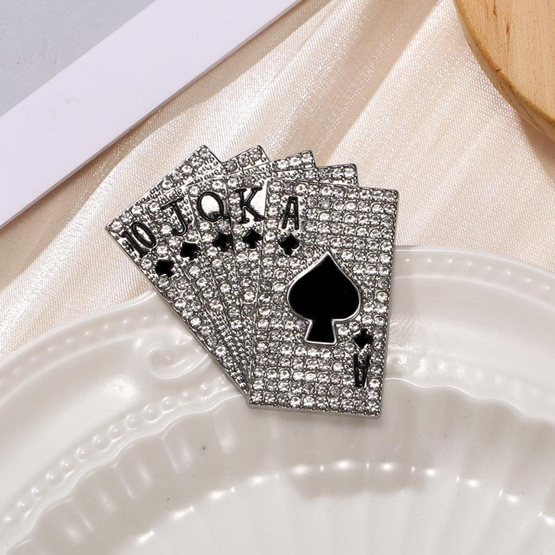

Poker Card Flush Zinc Material Men s and Women s High-end Lapel Brooch 2*3cm