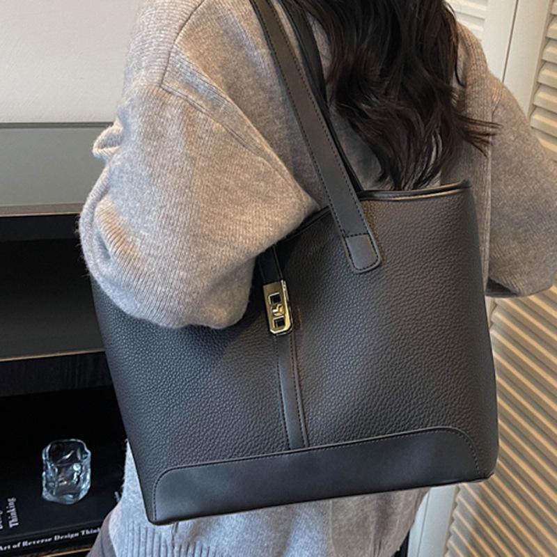 Casual Retro Bag, Women's Large-capacity Commuter Single-shoulder Bag, Color-matched Stylish Underarm Tote Bag