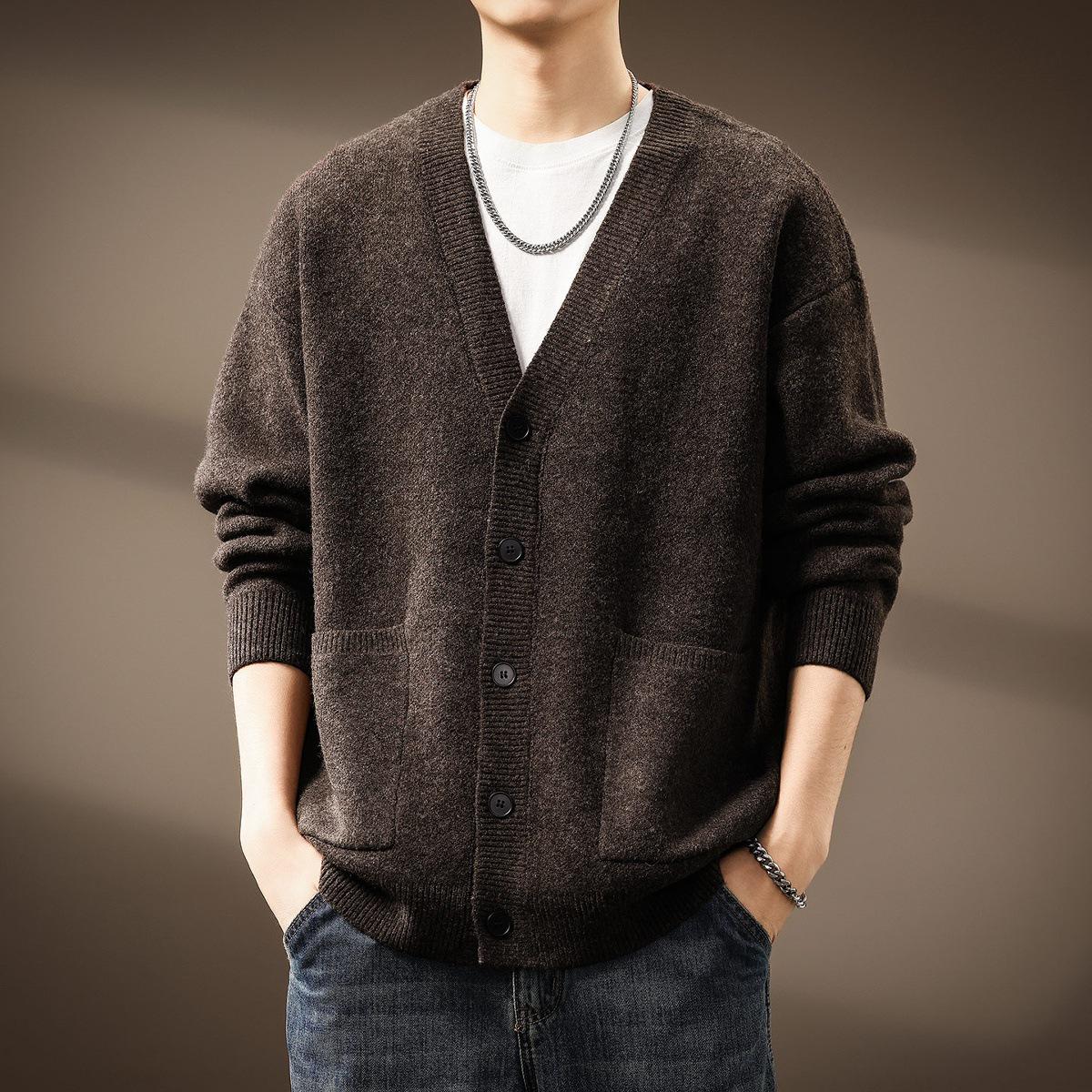 

Luxury French Retro Heavyweight Men s V-Neck Wool Blend Cardigan Sweater - Autumn/Winter XL (140-160 jin) кавовий