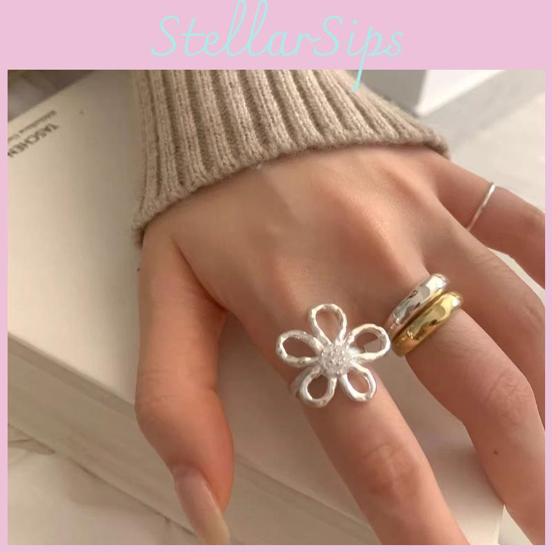 Chic And Elegant Floral Statement Ring For Women Adjustable Copper Adjustable Size