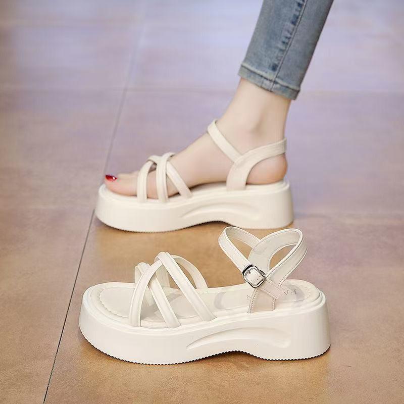 

French platform sandals women s summer wear 2025 new fashion versatile word with muffin bottom cool slippers fairy style 35