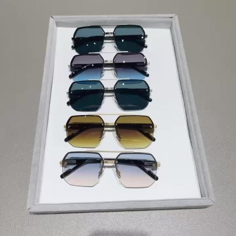 New Stylish Oversized Metal Frame Fashion Glasses for Men and Women Featuring a Dual Beam Design Perfect for Activities