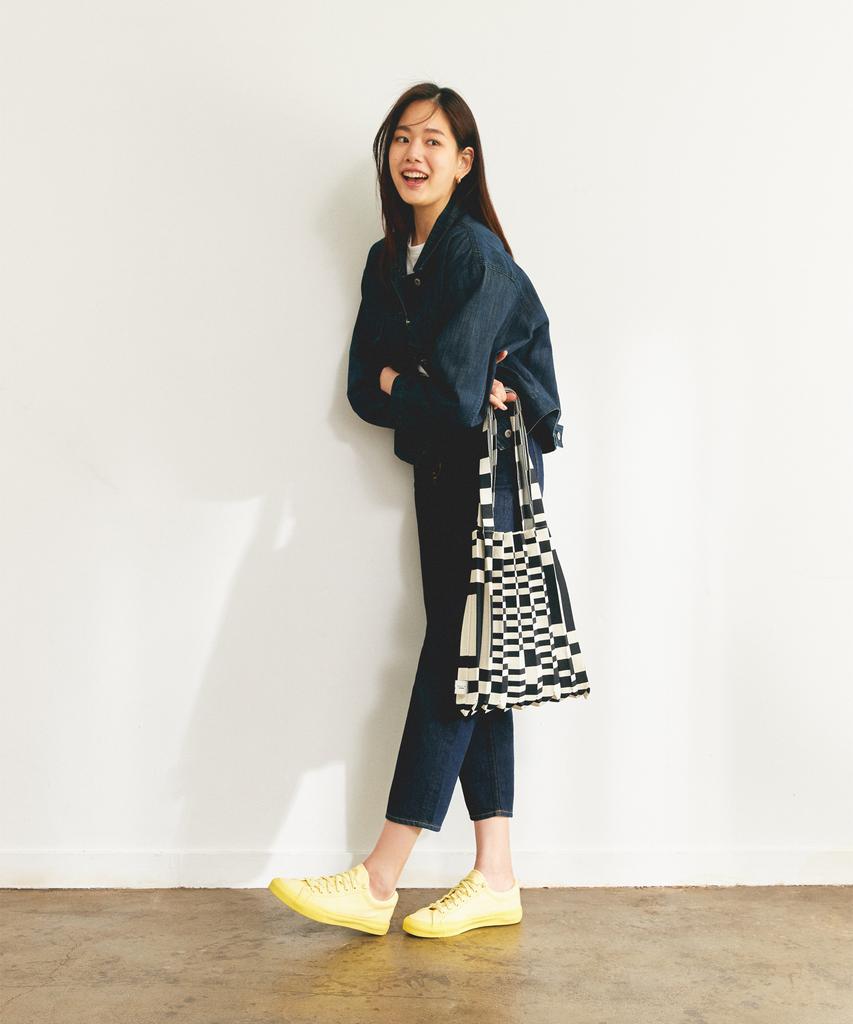 Pleatsmama Grid Black Shoulder Bag