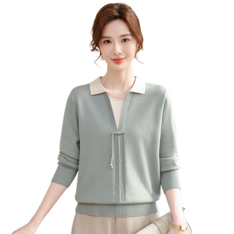 Spring and Autumn New Knitted Sweater Sweater Fake Two-piece Mom Women's Clothing Medium and Old Fashion Bottom Shirt