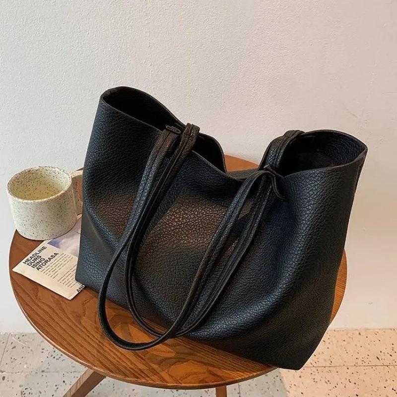 

Bag large capacity women 2025 new versatile Korean soft bag shoulder commuter office workers Internet celebrity tote bag