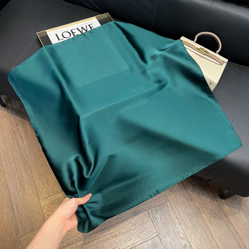 New silk scarf women's fashion versatile high-end small square scarf Korean version neck protection scarf spring and autumn retro scarf binding bag