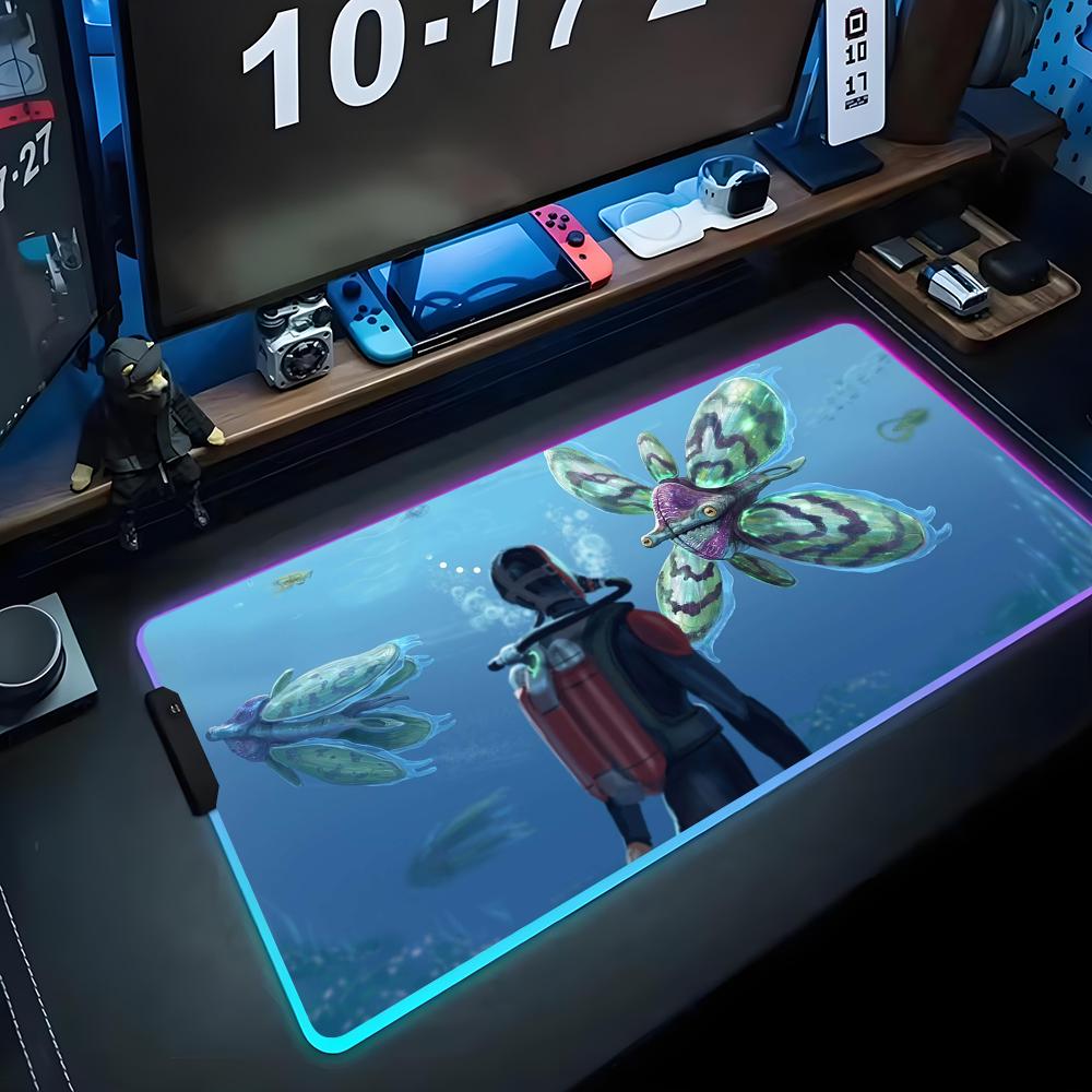 

subnautica Mouse Pad RGB Gaming Mousepad Big LED Pad PC Desk Mat Luminous Mouse Pad Large Keyboard Mats Table Rug With Backlit RGB600x300x3mm