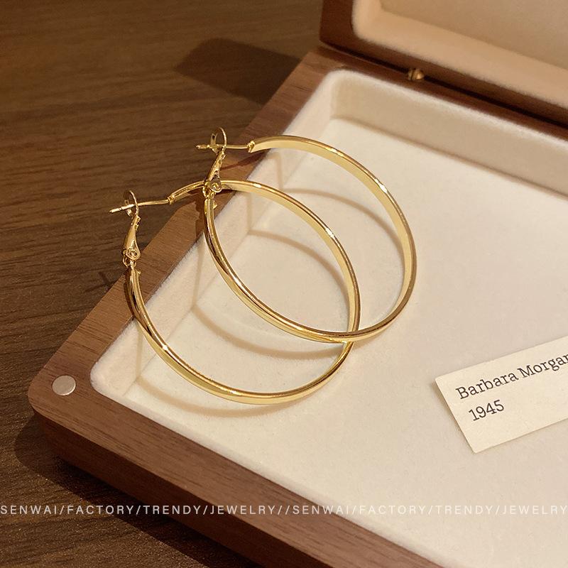 Круглые Простые Серьги-Кольца Женские 2025 Модные Универсальные Серьги Серьги Оптом