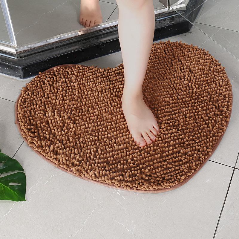 Chenille Heart Carpet Water Absorption Anti-Slip Mat Bathroom Toilet Door Mat Carpet Toilet Foot Mat