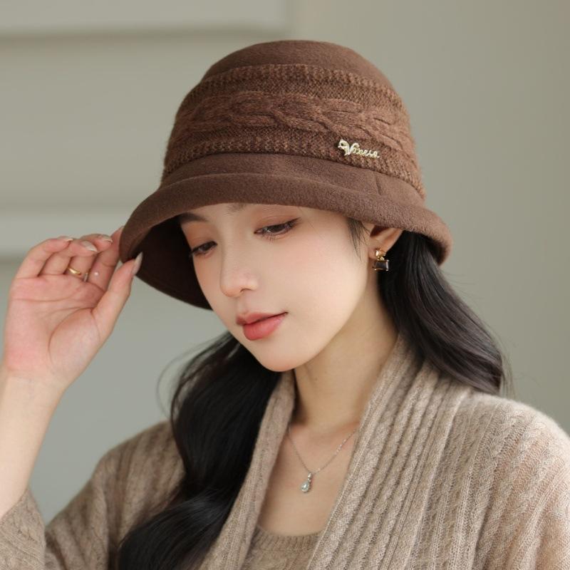 New knitted basin hat women autumn and winter thickened warm bucket hat retro versatile face little mother hat women
